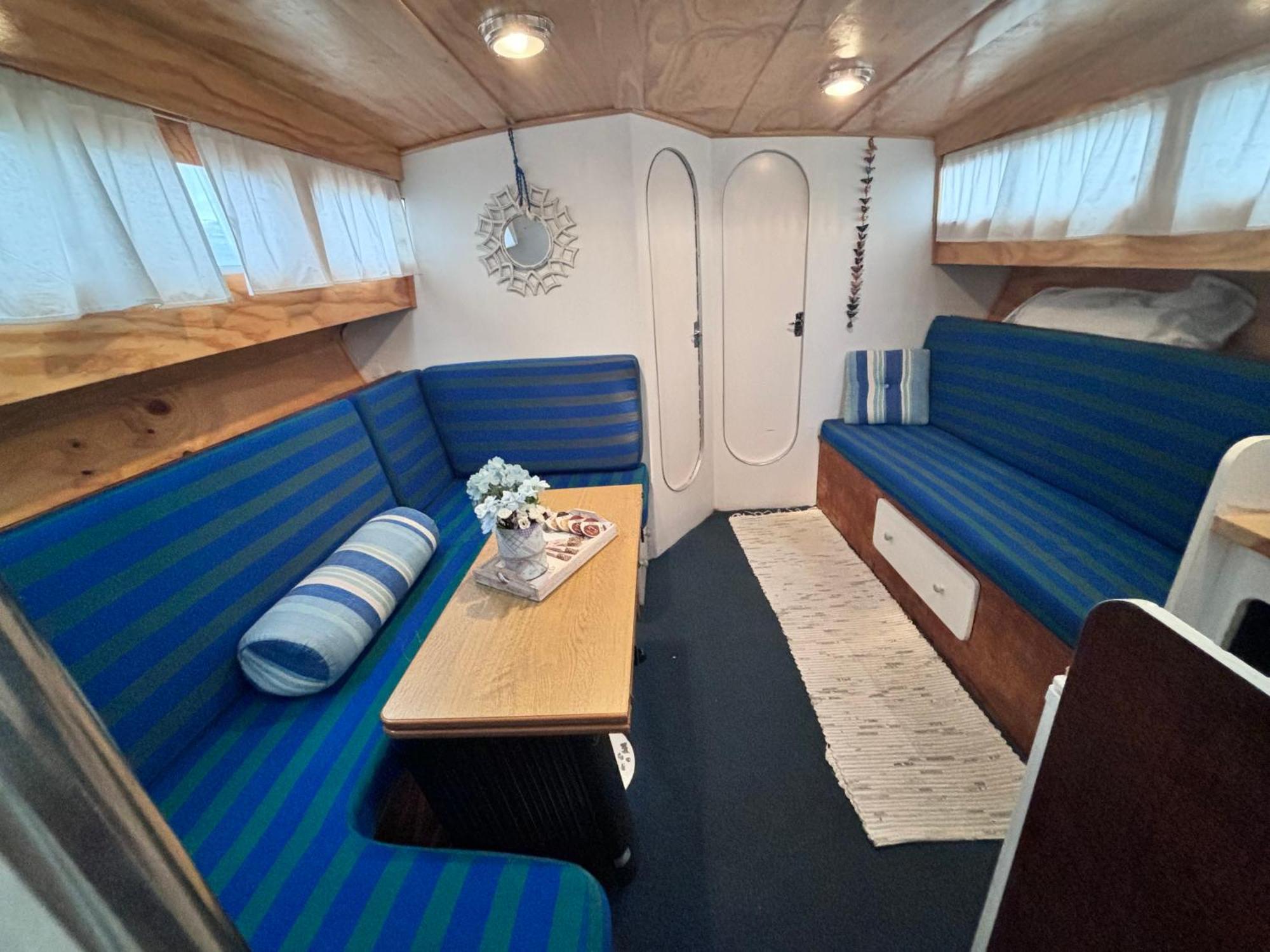 Wonderful Boat For Families And Friends Hotel Sant Adria de Besos Luaran gambar